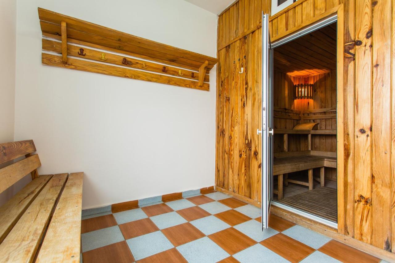 Hostel Horia Plopeni Εξωτερικό φωτογραφία